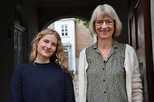 Portræt af Olivia Ulrich Nielsen og Sine Dalsgaard Kristensen