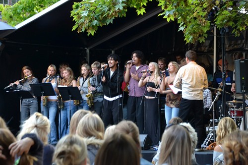 Bigbandet på scenen